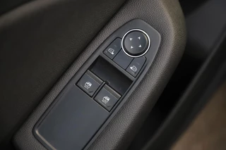 Renault Clio – thumbnail 11