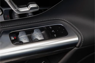 Mercedes-Benz SL – thumbnail 31