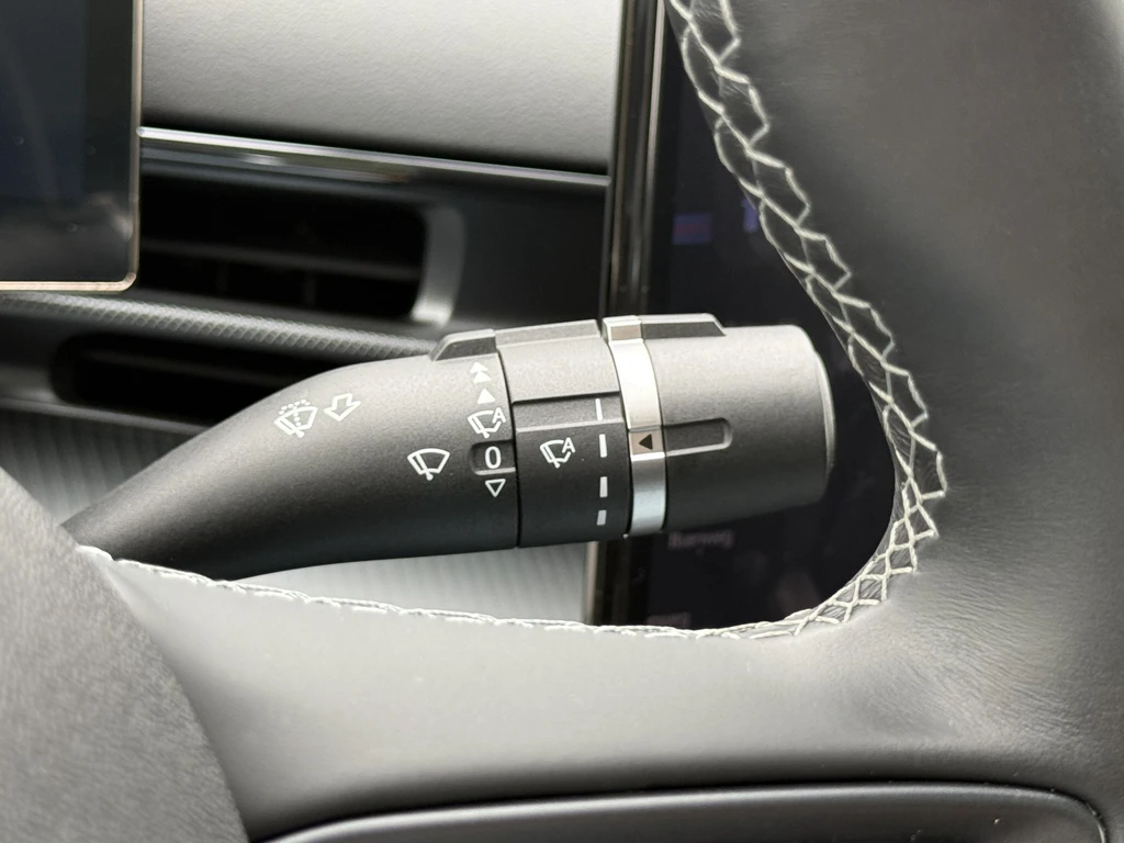 BYD SEAL – foto 18