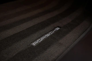Porsche 911 – thumbnail 19