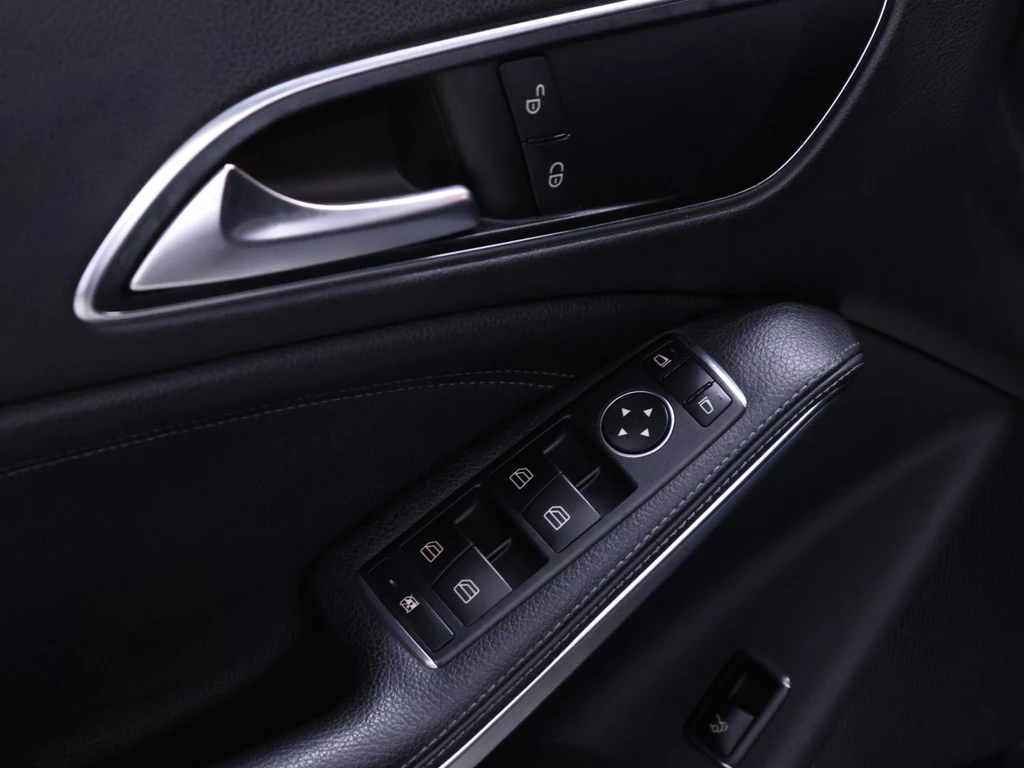 Mercedes-Benz CLA – foto 12