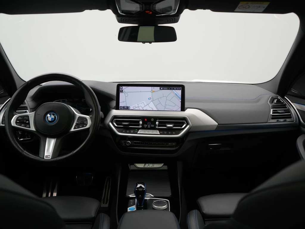 BMW iX3 – foto 25