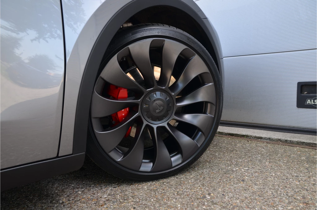 Tesla Model Y – foto 9
