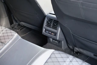 Volkswagen Golf – thumbnail 11
