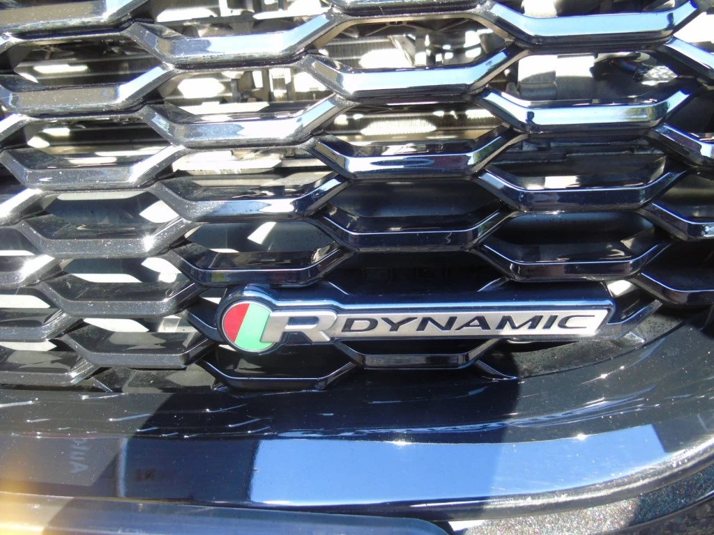 Jaguar XE – foto 20