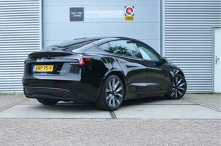 Tesla Model 3 – thumbnail 3