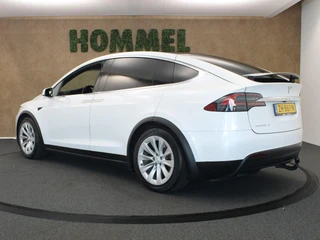 Tesla Model X – thumbnail 4