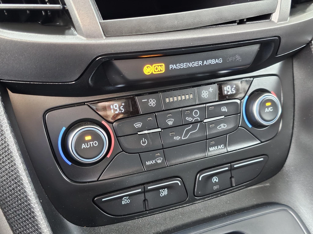 Ford Transit Connect – foto 24