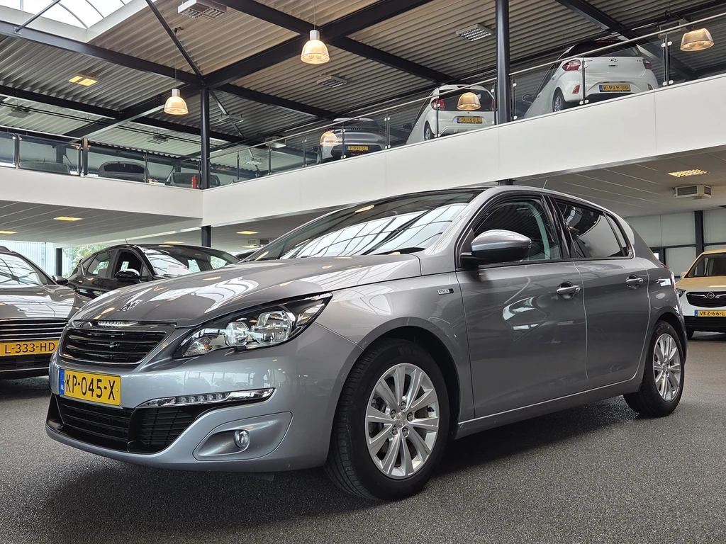 Peugeot 308 – foto 1