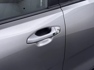 Kia Stonic – thumbnail 18