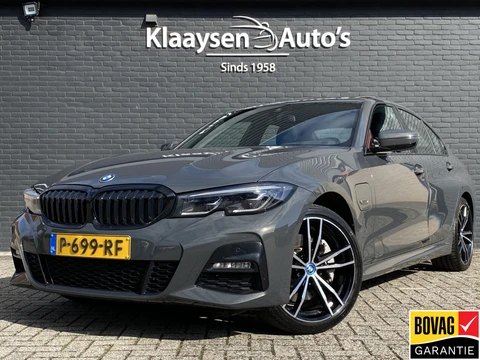 BMW 3 Serie 330e High Executive M-Sport | 1e eigenaar | dealer onderh. | schuifdak | leder sportstoelen | camera | BTW auto