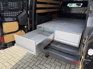 Ford Transit Connect – thumbnail 16