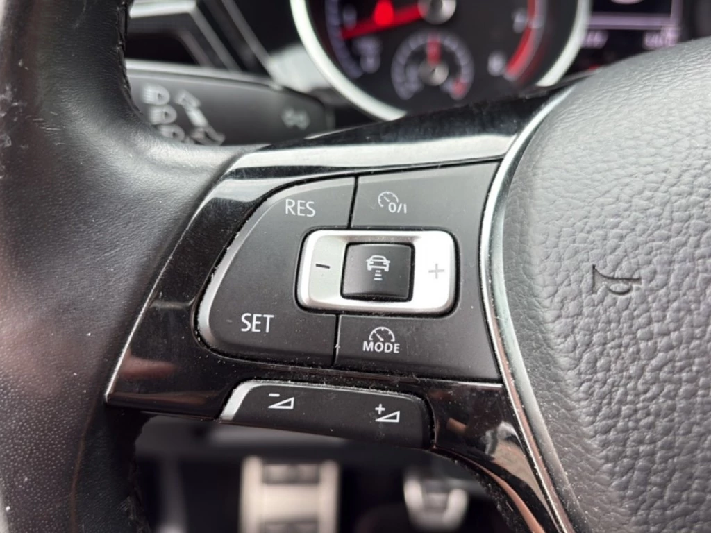 Volkswagen Touran – foto 18