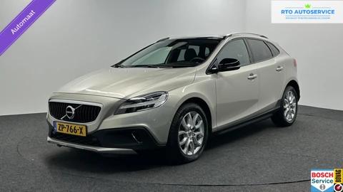 Volvo V40 Cross Country 1.5 T3 Polar+ Luxury LEER PANO NAVI TREKHAAK ECC CRUISE LM.