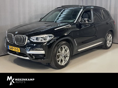 BMW X3 xDrive30e High Executive X Line 19"/Panoramadak/Trekhaak/360 camera/Adaptieve cruise/Dodehoek/Stoel + stuurverwarming/Head-up