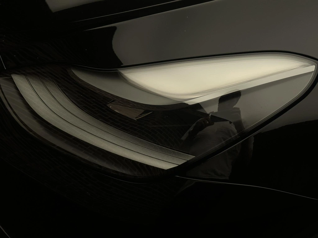 Tesla Model Y – foto 31