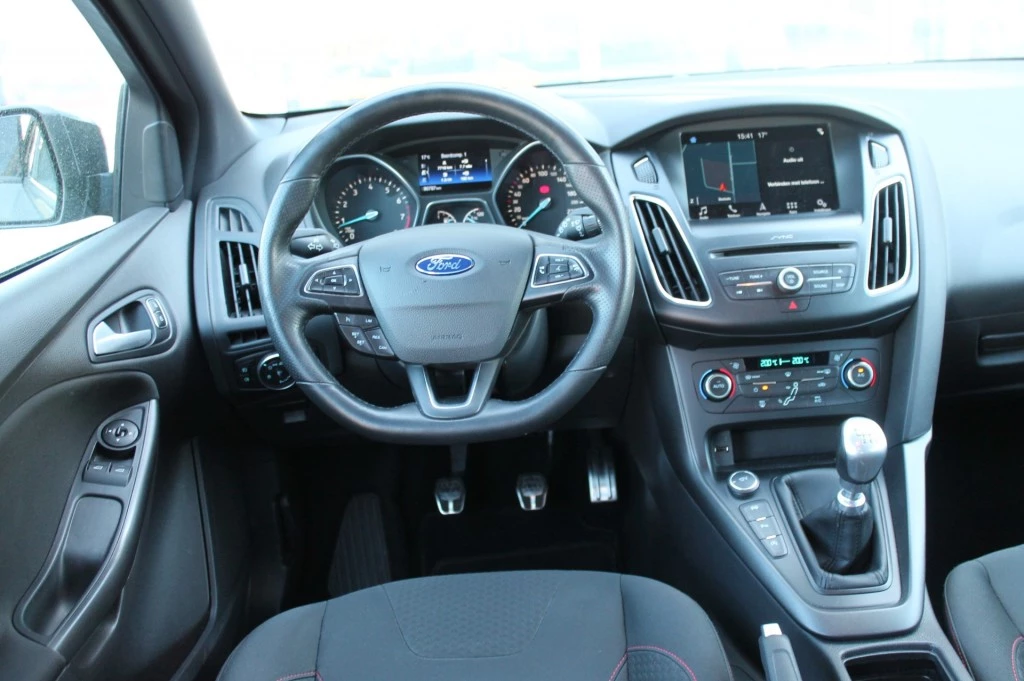 Ford Focus – foto 15