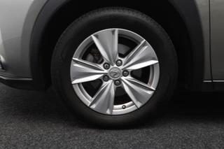Lexus UX – thumbnail 31