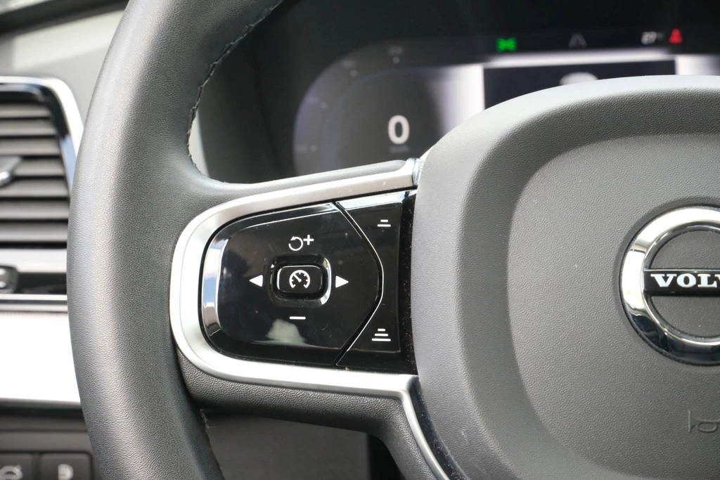 Volvo XC90 – foto 21