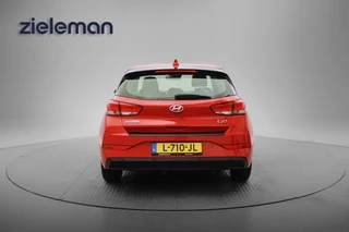 Hyundai i30 – thumbnail 4