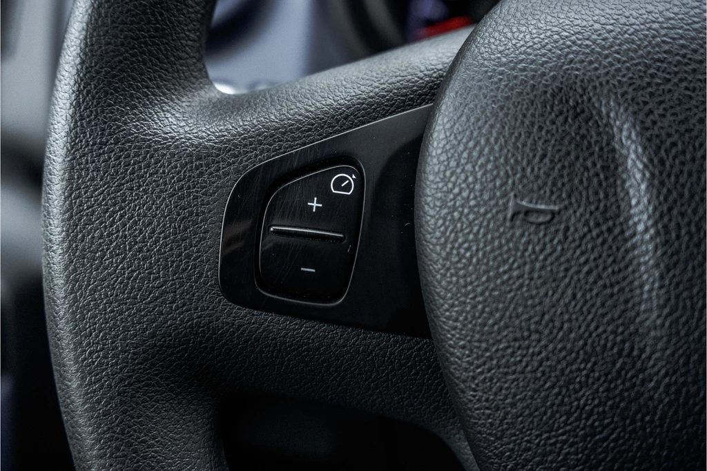 Opel Vivaro – foto 18