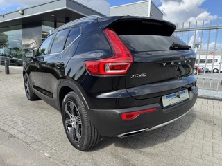 Volvo XC40 – thumbnail 2