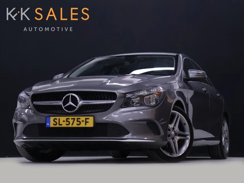 Mercedes-Benz CLA 180 AMG [APPLE CARPLAY, AMG VELG, LEDER INTERIEUR, CRUISE CONTROL, AUTOMATISCH DIMLICHT, SCHAKELFLIPPERS, NIEUWSTAAT]