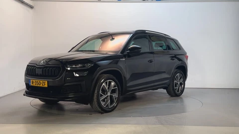 Skoda Kodiaq 1.5 TSI Sportline Business Adaptive Cruise Trekhaak Camera Stoelverwarming LED