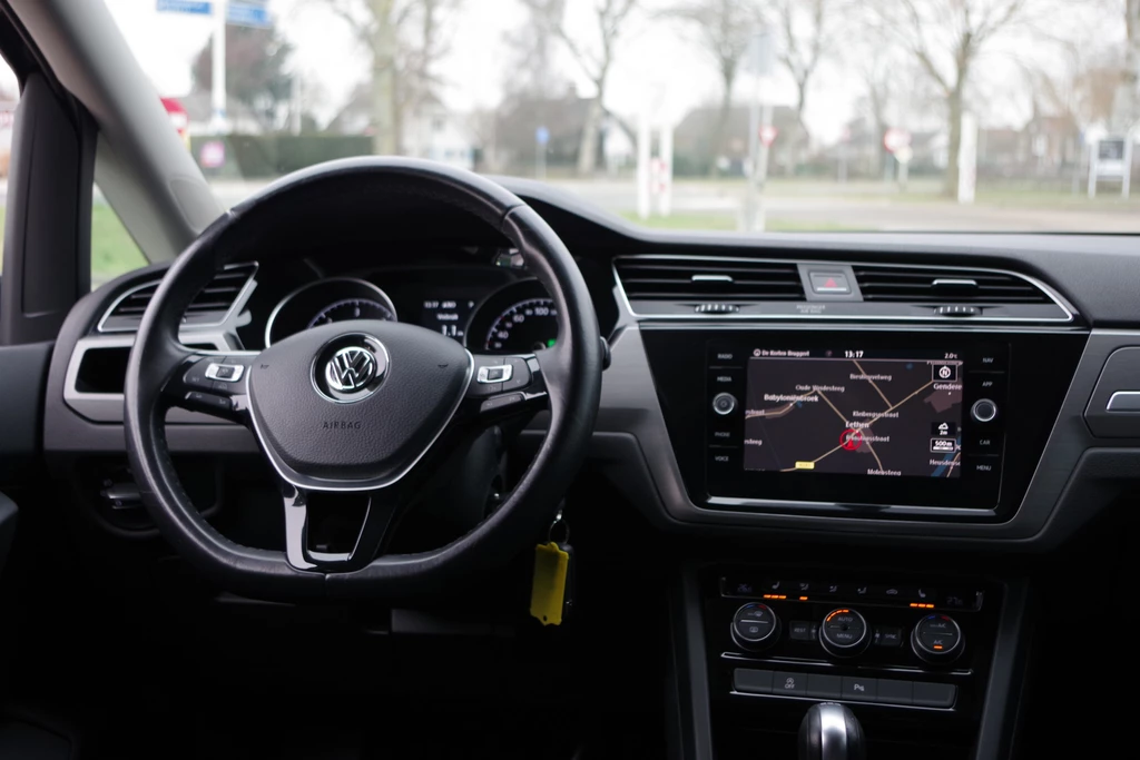 Volkswagen Touran – foto 14
