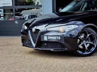Alfa Romeo Giulia – thumbnail 3