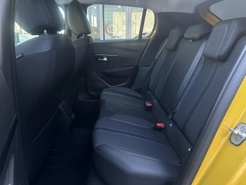 Peugeot 208 – foto 11