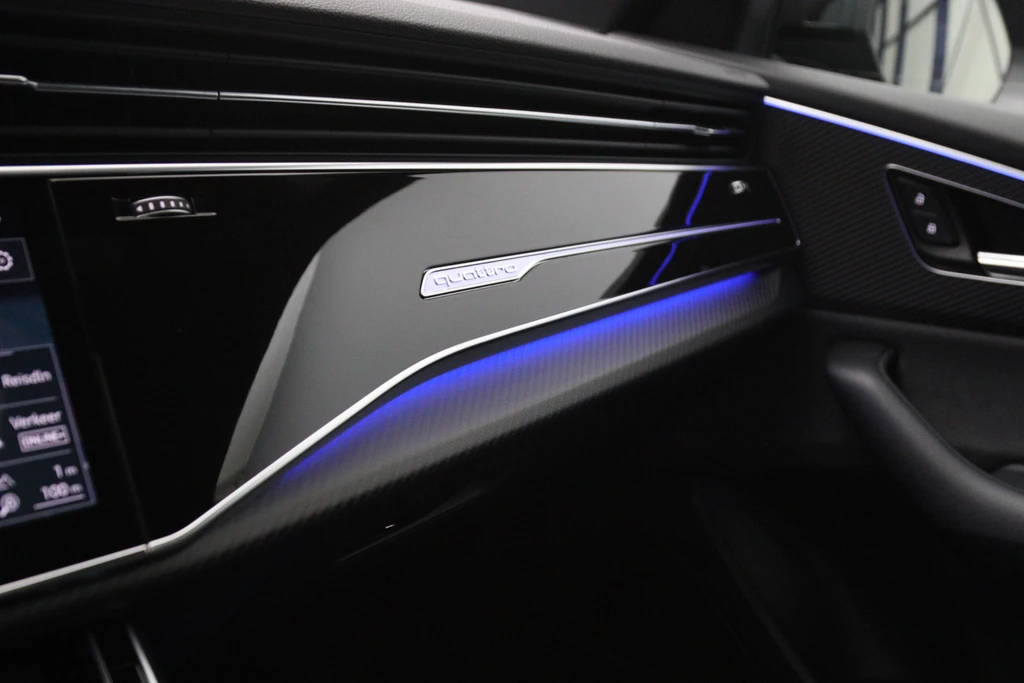 Audi Q8 – foto 36
