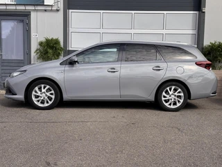 Toyota Auris – thumbnail 3
