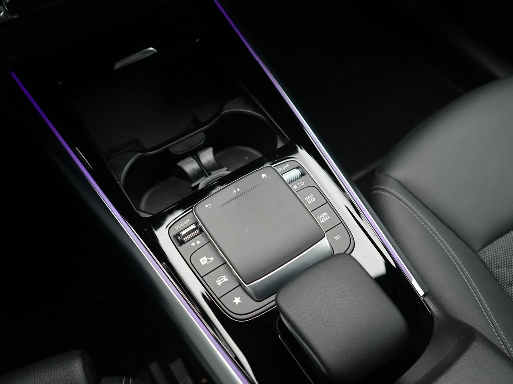 Mercedes-Benz EQA – foto 35