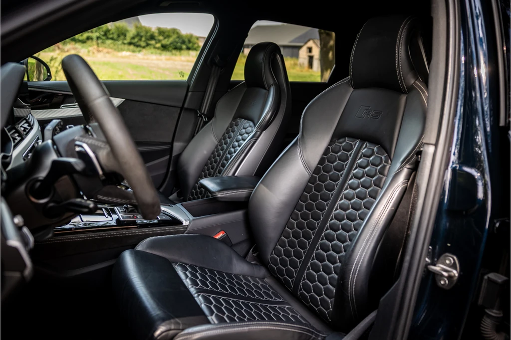 Audi RS4 – foto 12