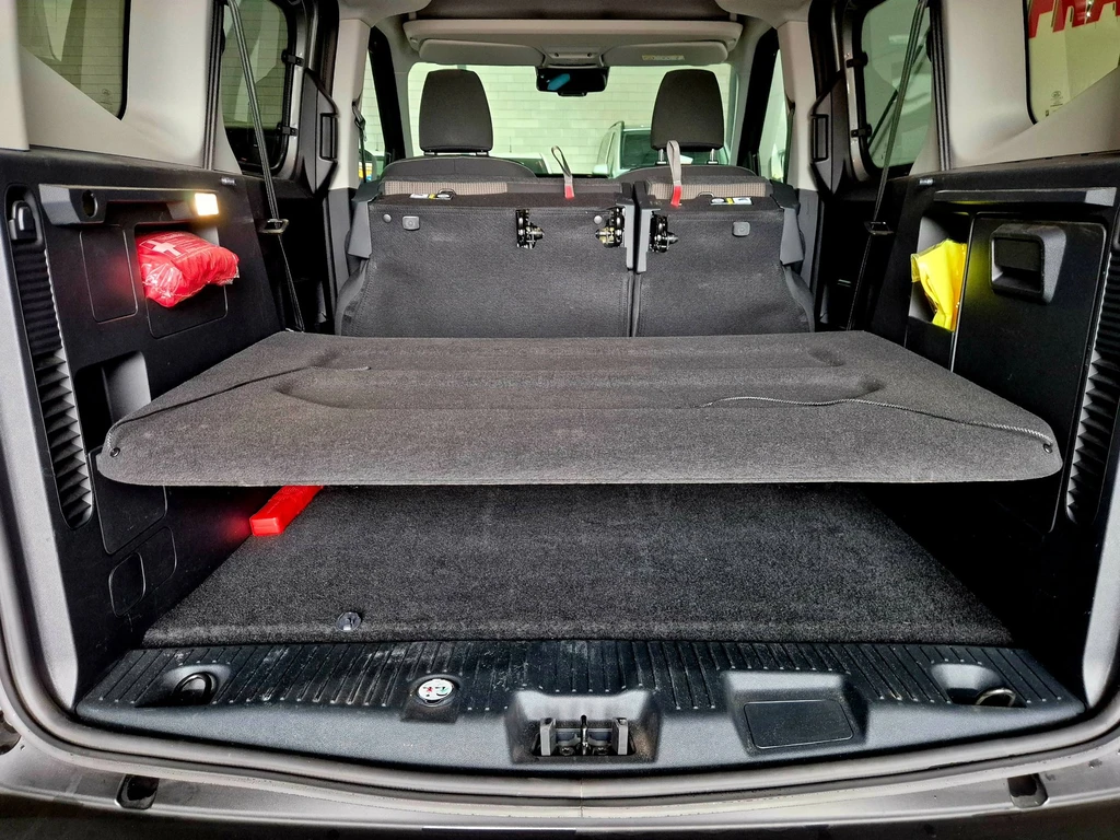Ford Tourneo Courier – foto 43