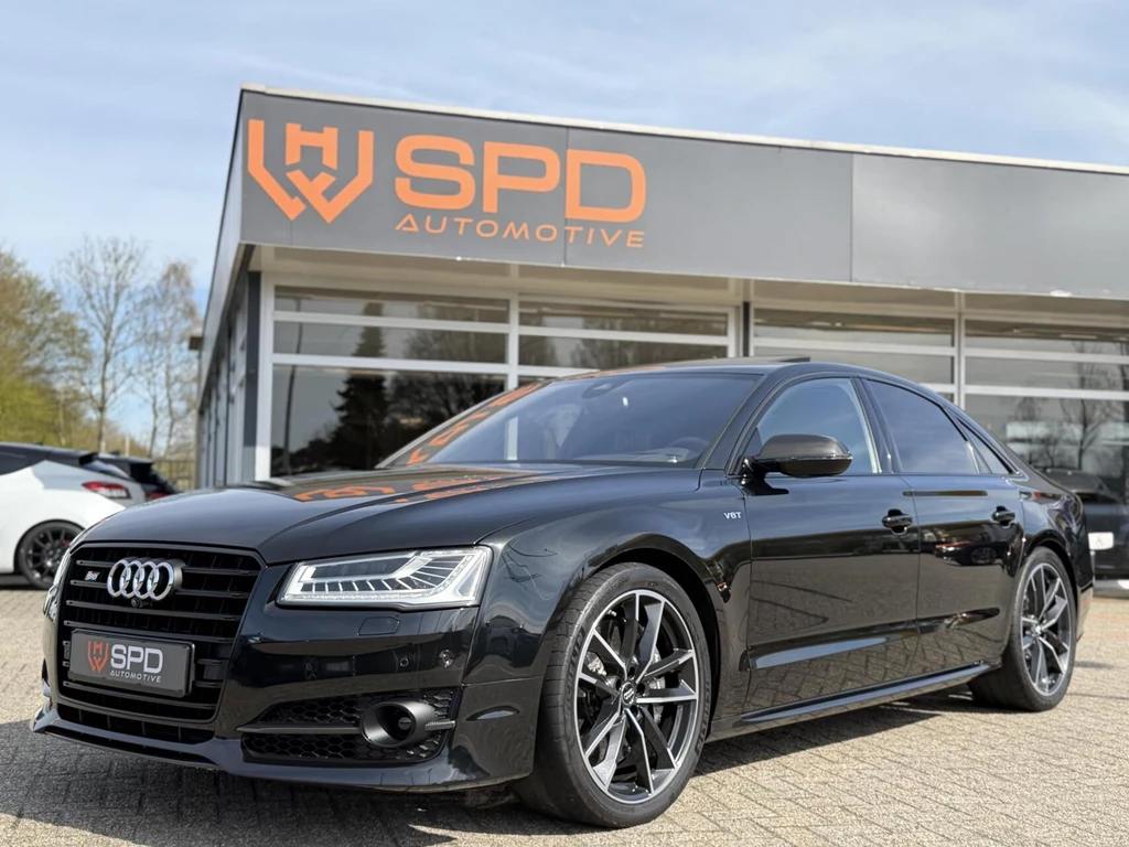 Audi S8 – foto 1