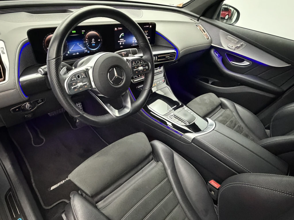 Mercedes-Benz EQC – foto 11