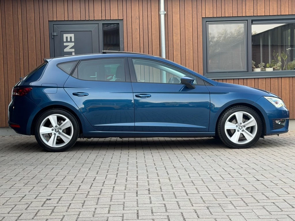 SEAT Leon – foto 5
