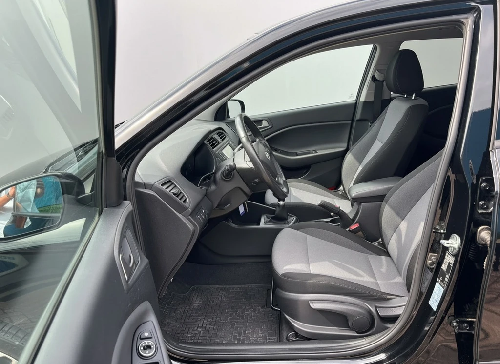 Hyundai i20 – foto 10