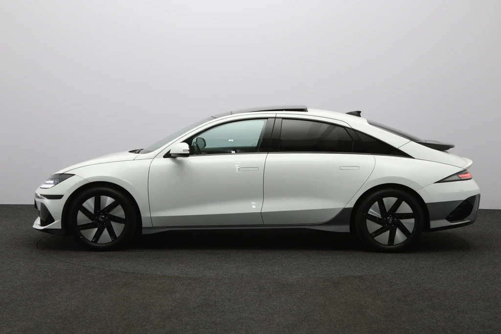Hyundai IONIQ 6 – foto 3