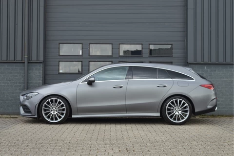 Mercedes-Benz CLA Shooting Brake 200 AMG Line | PANO | ACC | 360 CAM | HUD | SFEERVERLICHTING | TREKHAAK |