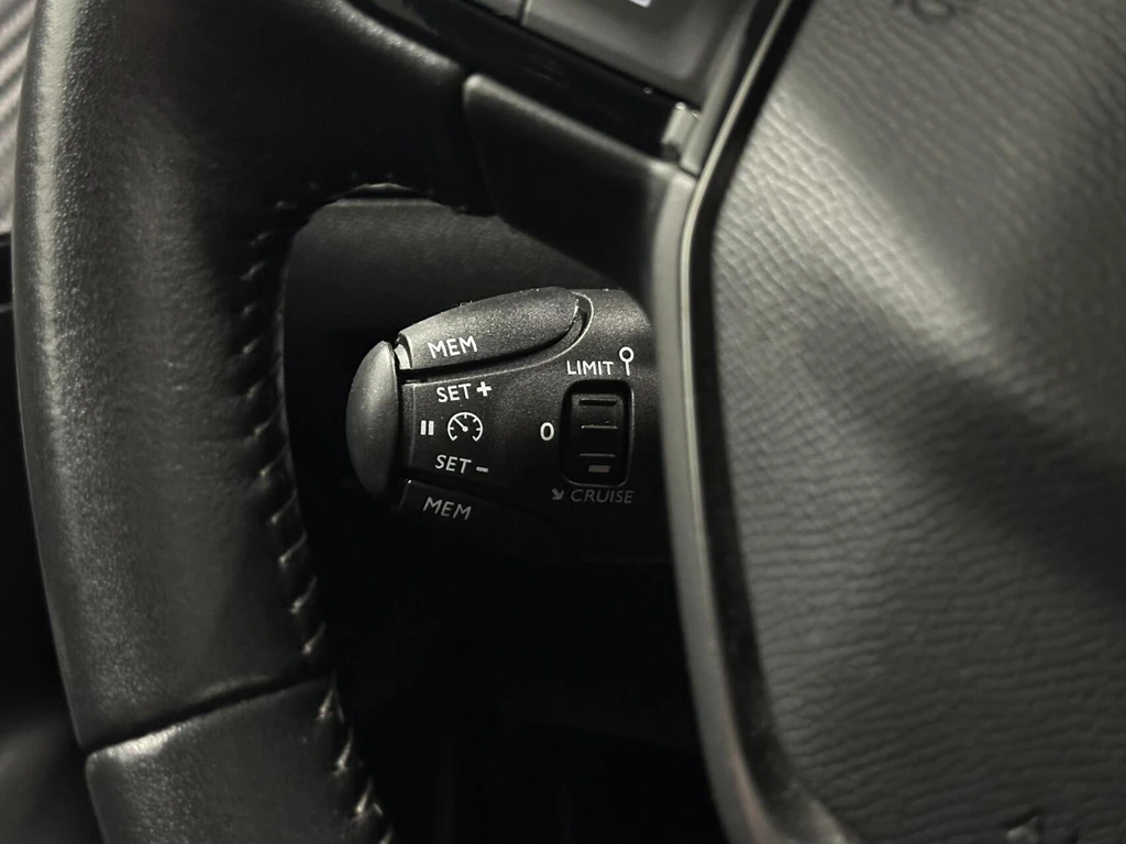 Peugeot e-2008 – foto 27