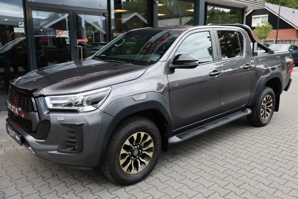 Toyota Hilux – foto 2
