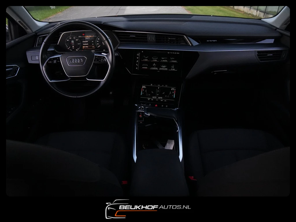 Audi e-tron – foto 34