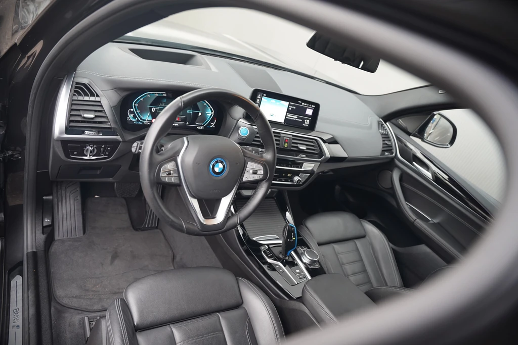 BMW iX3 – foto 17