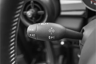 MINI Cooper Cabrio – thumbnail 38