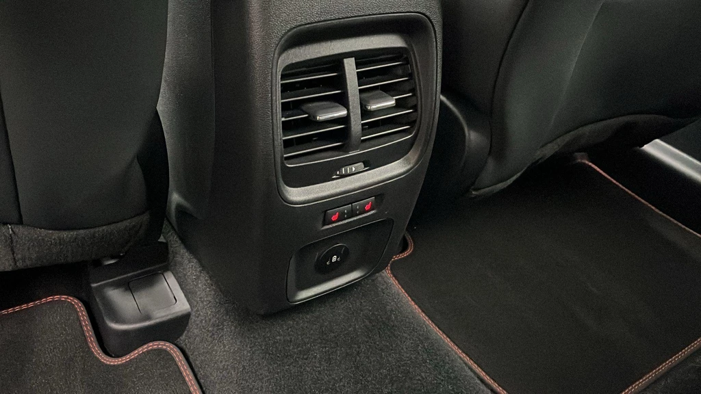 Ford Kuga – foto 17