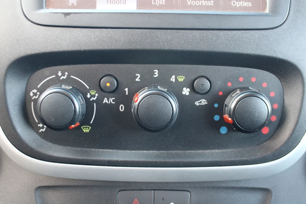 Renault Trafic – foto 13
