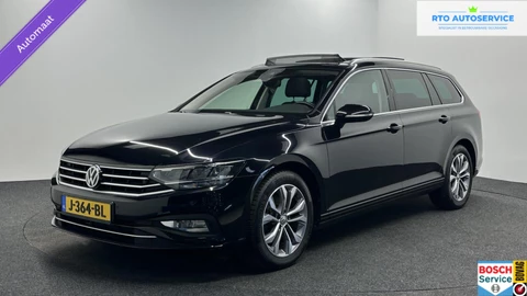 Volkswagen Passat Variant 1.5 TSI Comfort Business PANO TREKHAAK.